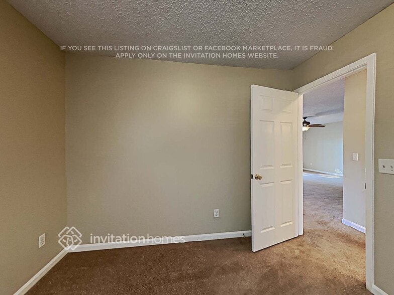 Building Photo - 7856 Collins Ridge Blvd