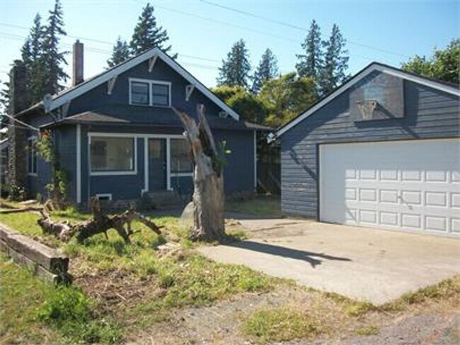 Building Photo - 3008 Meridian St