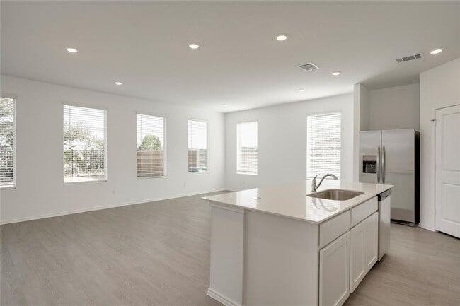 Building Photo - 324 Rock Spgs Dr