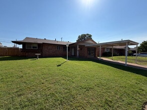 Building Photo - 3 Bed, 2 Bath in Del City