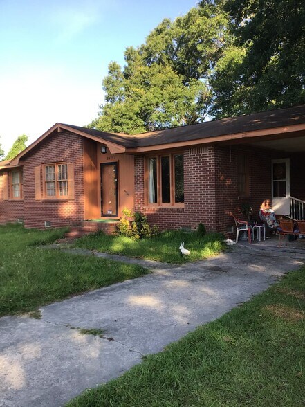 Morning - 2471 Belleville Rd