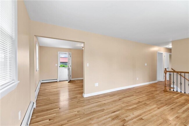 Building Photo - 21 Reardon Dr