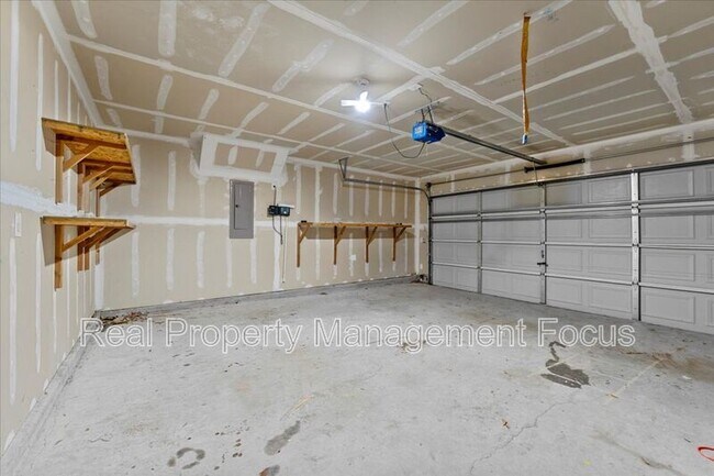 Building Photo - 12825 Kiltartan Dr