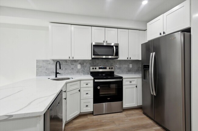 Building Photo - 2009 N 17th St