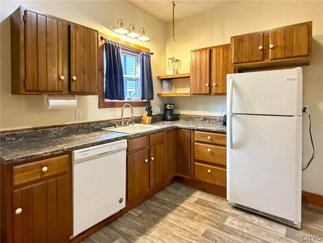 Building Photo - 1017 White Pl