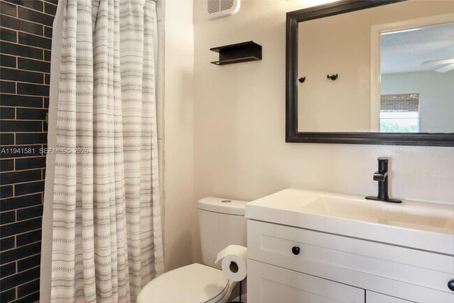 Building Photo - 14009 SW 84th St