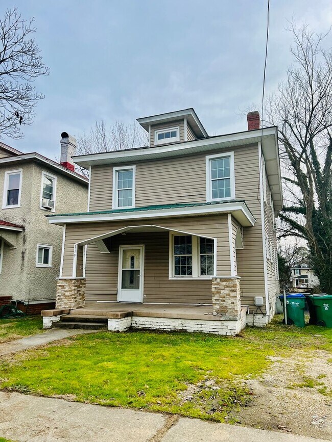 Building Photo - 119 Lee Avenue