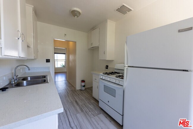 Building Photo - 4119 Marlton Ave