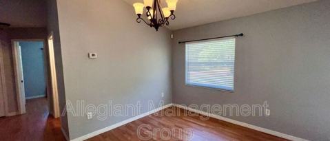Building Photo - 1421 Teal Ct