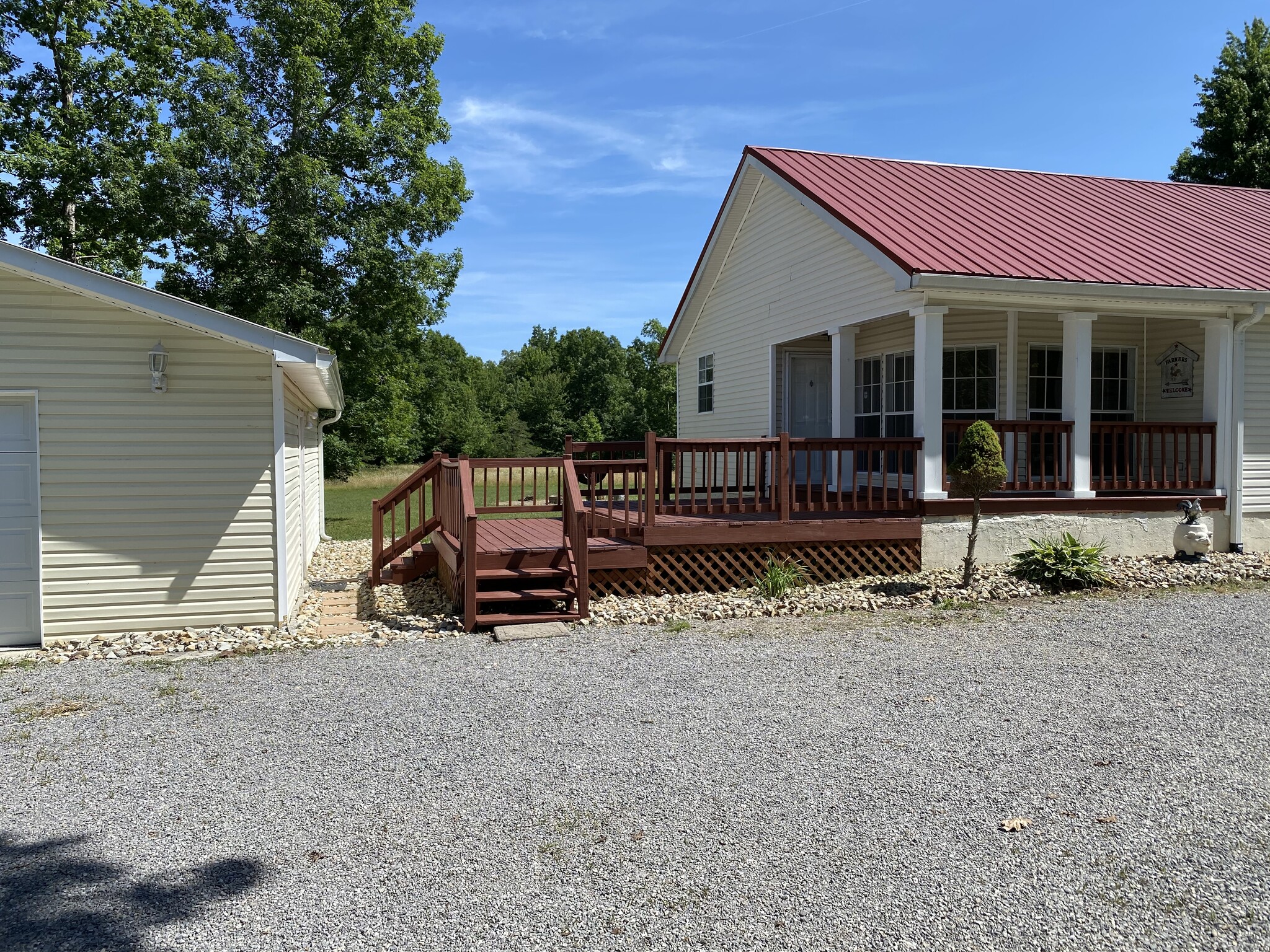 Building Photo - 764 Dripping Springs Rd