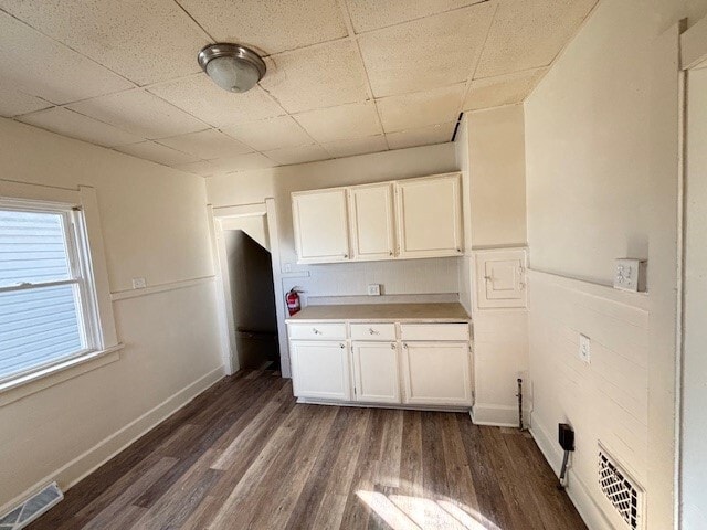 Building Photo - 330 E Lake St