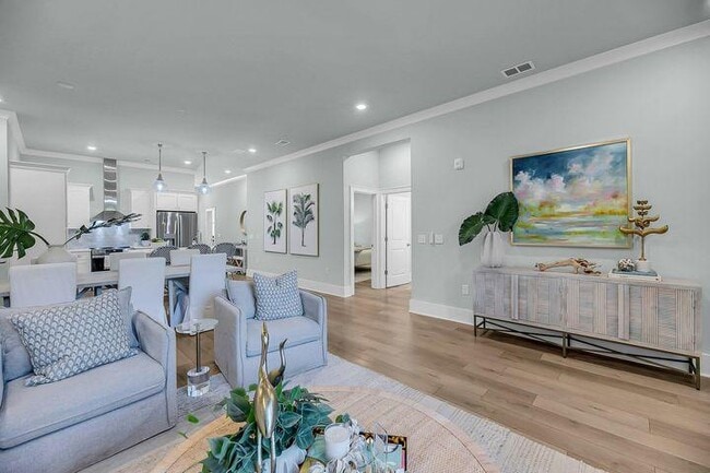 Building Photo - 7425 Indigo Palms Way