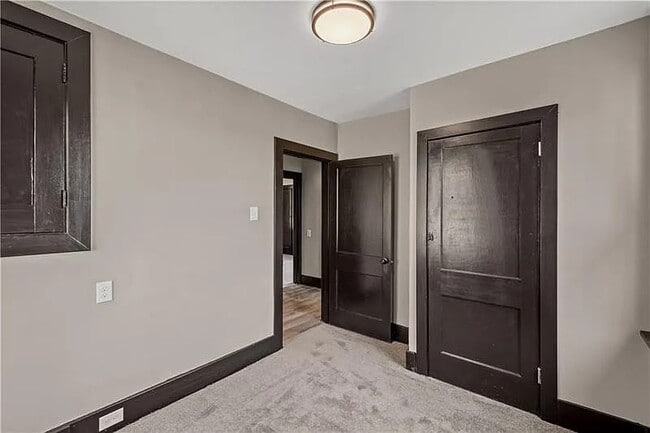 Building Photo - 61 Mainsgate St