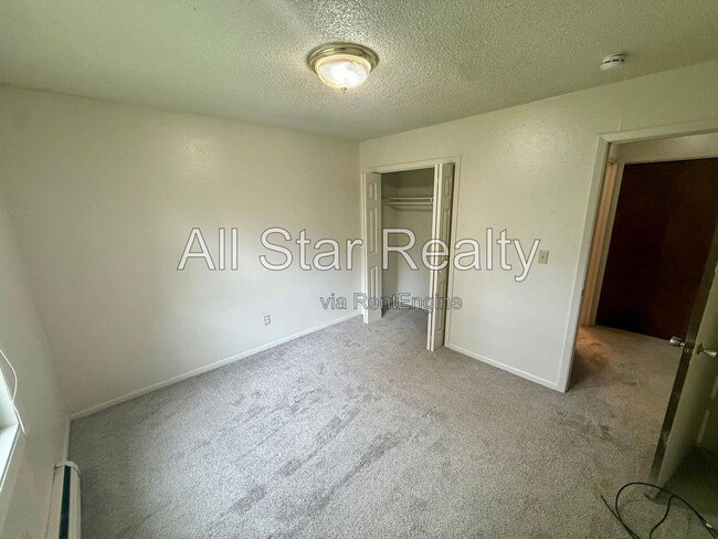 Building Photo - 5701 E 98th Ave