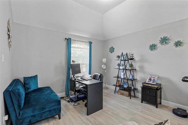 Building Photo - 1904 Hidden Fairway Dr