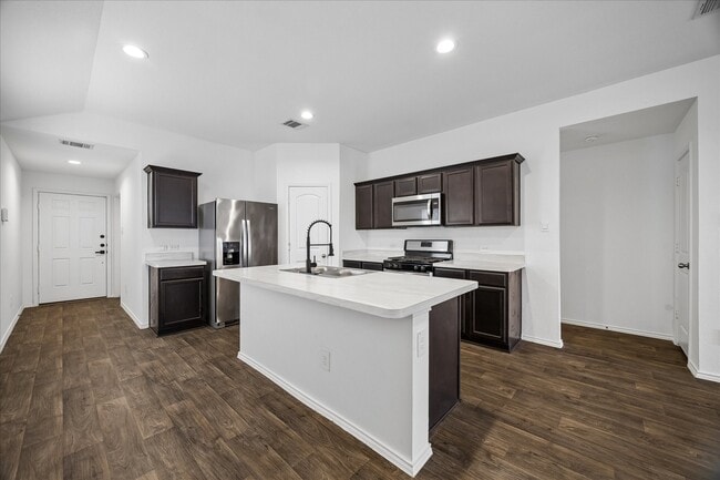 Building Photo - 16691 Lonely Pines Dr