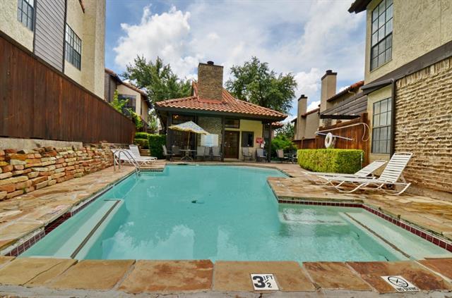 Building Photo - 5630 Spring Valley Rd