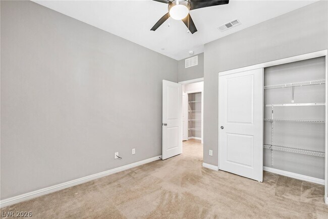 Building Photo - 2203 Valdina St