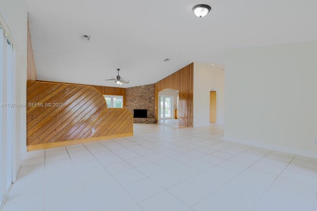 Building Photo - 7860 SW 173rd Terrace