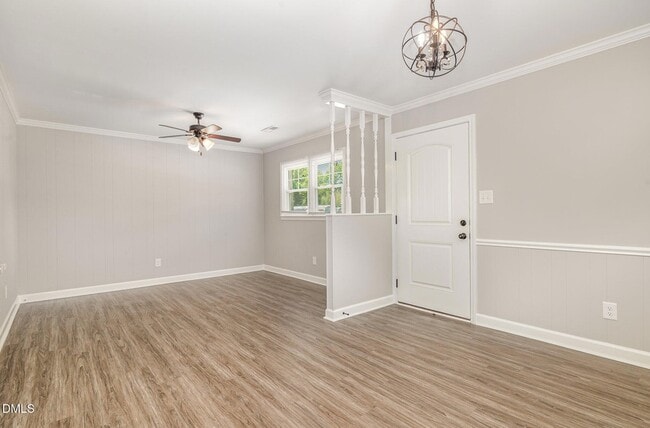 Building Photo - 409 S Center St