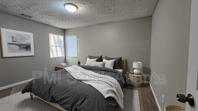 Building Photo - 5426 Glen Haven Dr