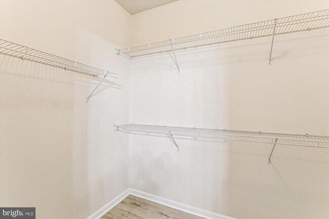 Building Photo - 12941 Centre Park Cir