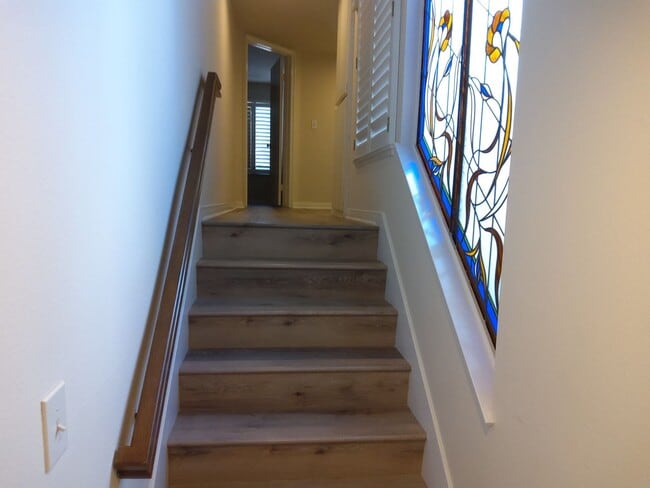 Building Photo - Remodeled 2-Bed, 2-Bath Condo with Garage ...