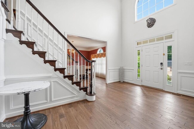 Building Photo - 7273 Tinsley Way