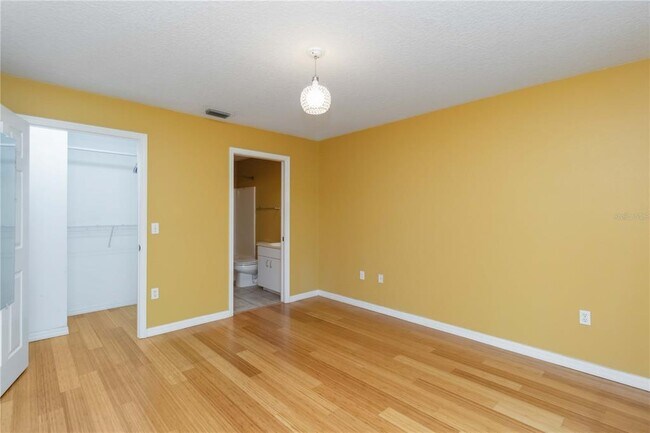 Building Photo - 642 N Jefferson Ave