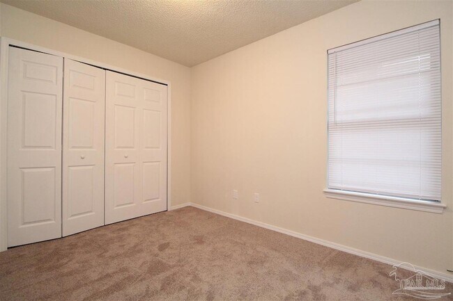 Building Photo - 6948 Spanish Trail