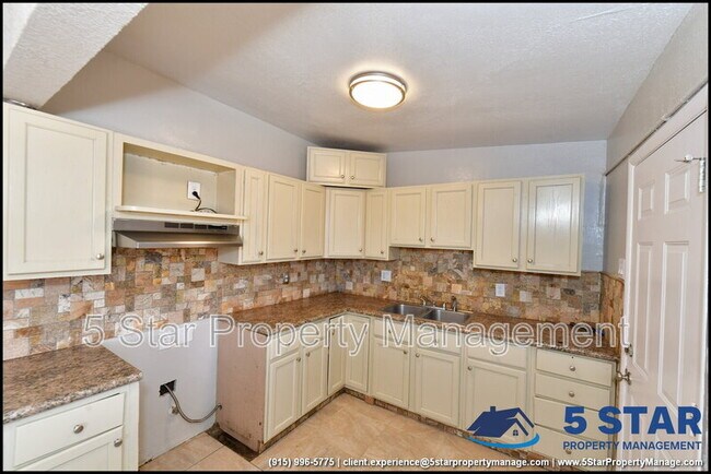 Building Photo - 9143 Matterhorn Dr