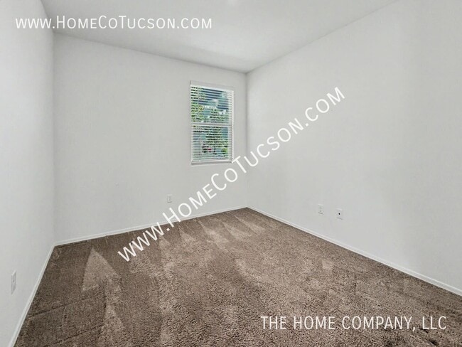 Building Photo - 8828 E Stone Meadow Cir