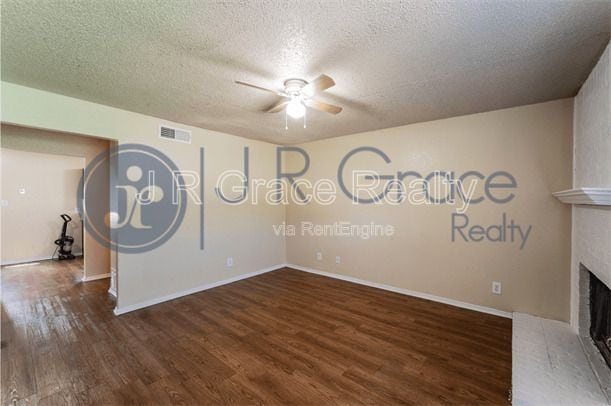 Building Photo - 5935 Shadydell Dr