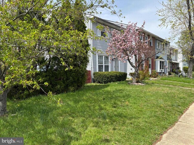 Building Photo - 9652 Baron Pl