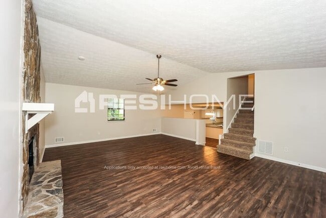 Building Photo - 6926 Apache Ln