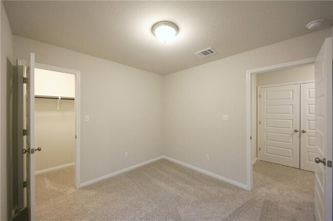 Building Photo - 1732 Fountain Bridge Dr