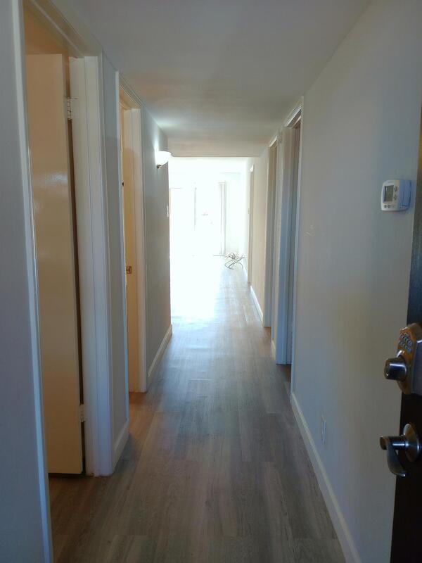 Building Photo - 1214 Hi Stirrup