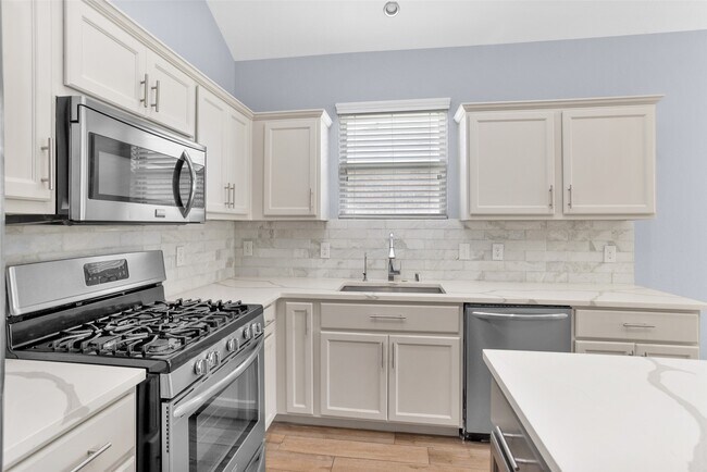 Building Photo - 5219 Rosehill Ridge Ct
