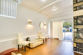 Building Photo - 112 Rockwood Pl