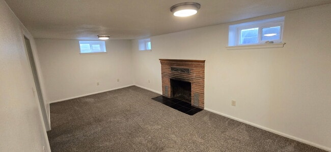 Building Photo - 2505 Central Ave