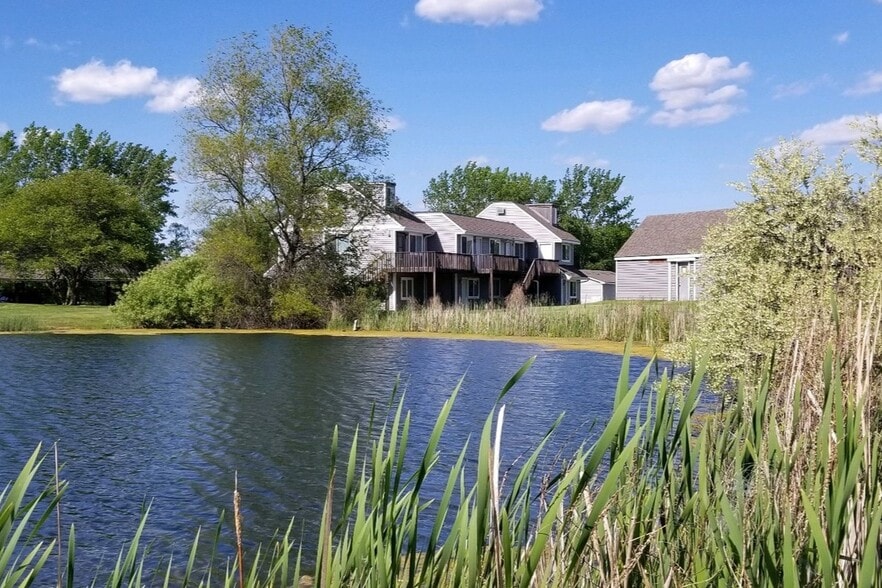 Bay Valley Harbor Apartments 2486 N Harbor Dr Bay City MI 48706