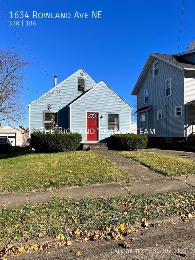 Three bedroom one bathroom home for rent 1634 Rowland Ave NE Canton