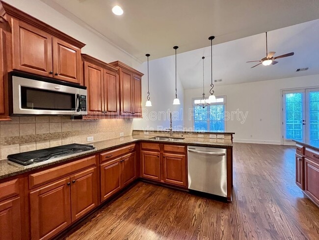 Building Photo - 6425 Bennington Bluff Ct