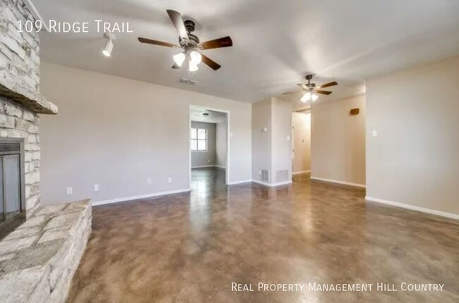 Building Photo - 109 Ridge Trail
