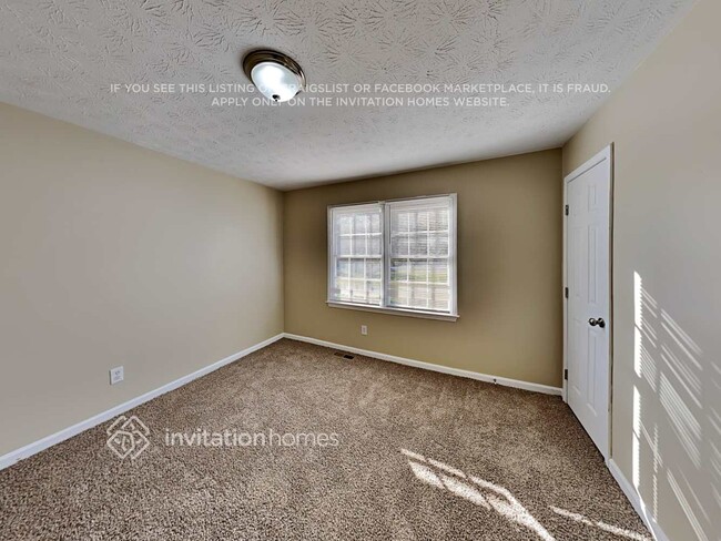 Building Photo - 83 Bluebird Dr