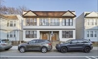 Building Photo - 816 S 19th St