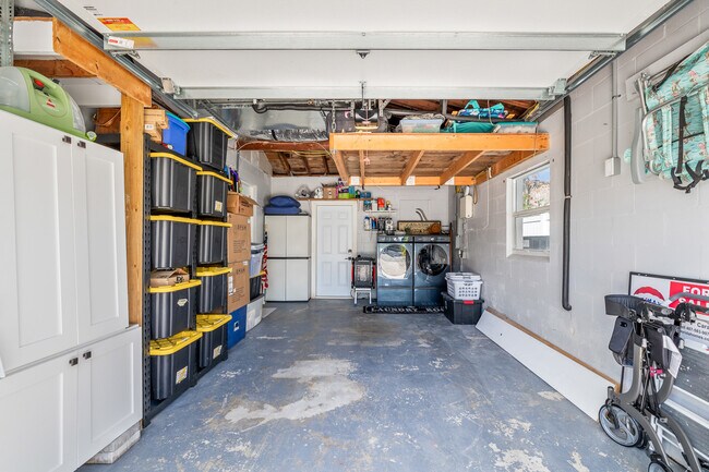 Building Photo - 987 Boca Ciega Isle Dr