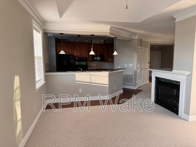 Building Photo - 10411 Rosegate Ct