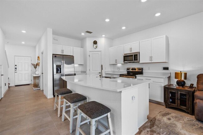 Building Photo - 5734 Archipelago St