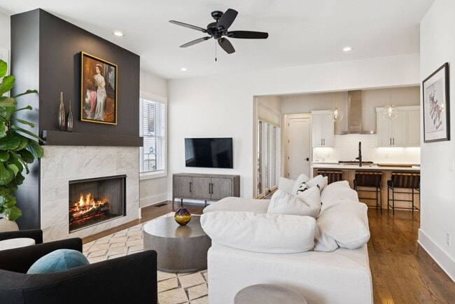 Building Photo - Experience elevated living in this beautifully crafted brick residence located in the heart of Ed...